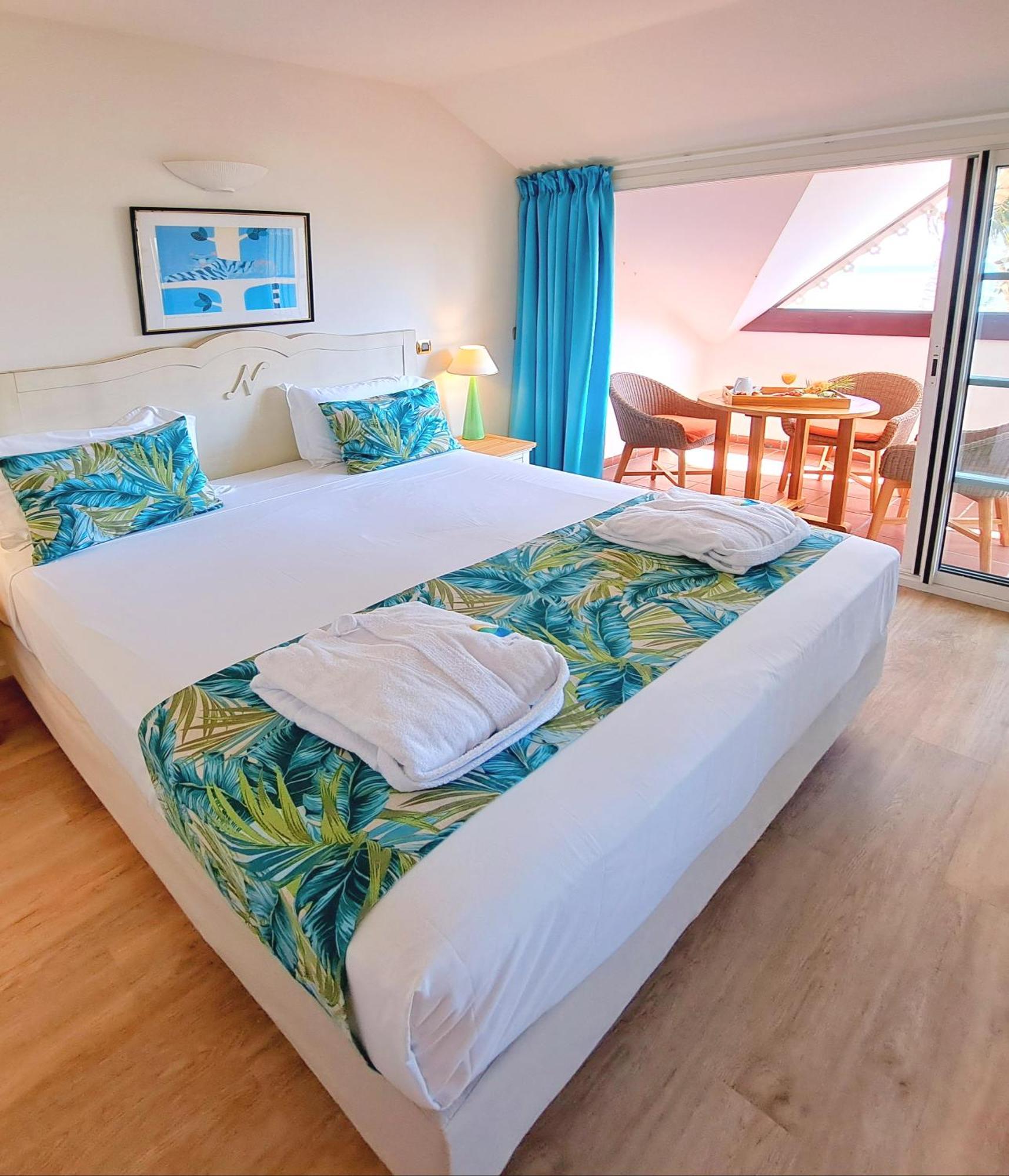 Le Nautile Beachfront Сен Жилс ле Бен Екстериор снимка