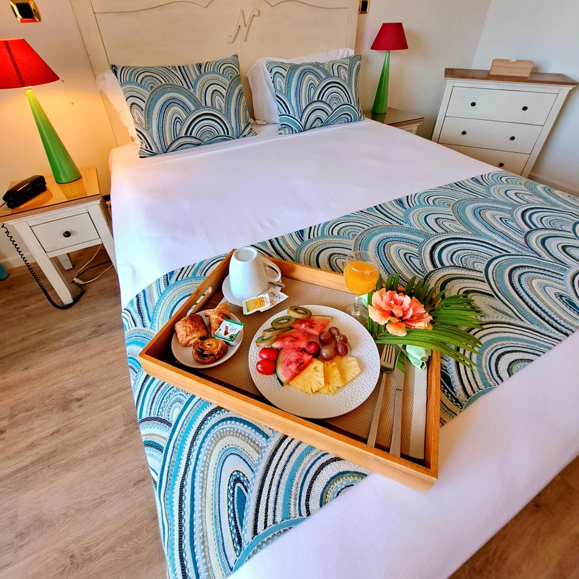 Le Nautile Beachfront Сен Жилс ле Бен Екстериор снимка